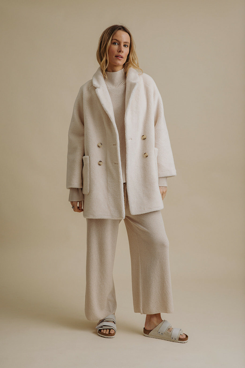 Polar Faux Fur Coat Snow