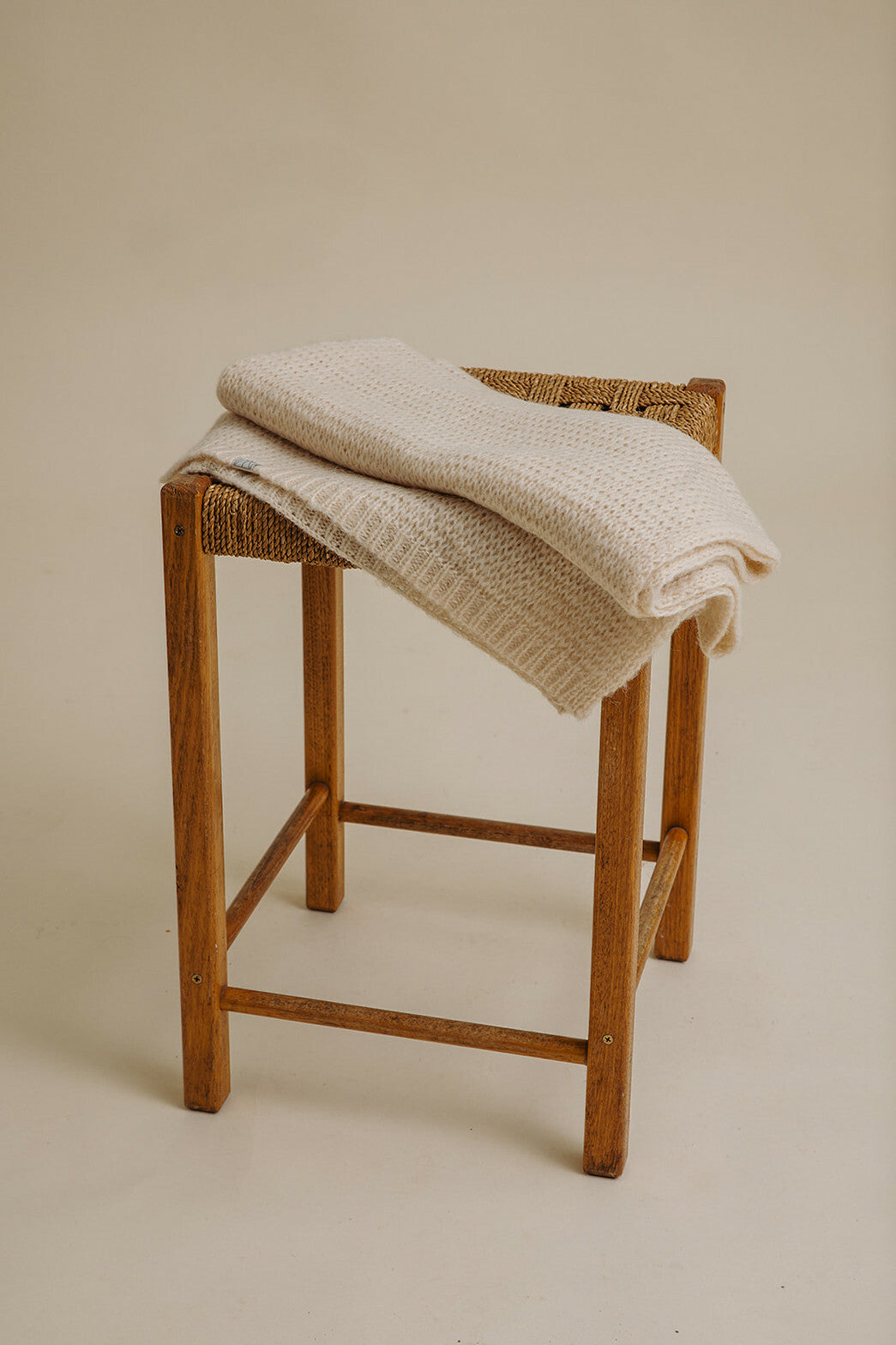 Æther Wrap Scarf Cream