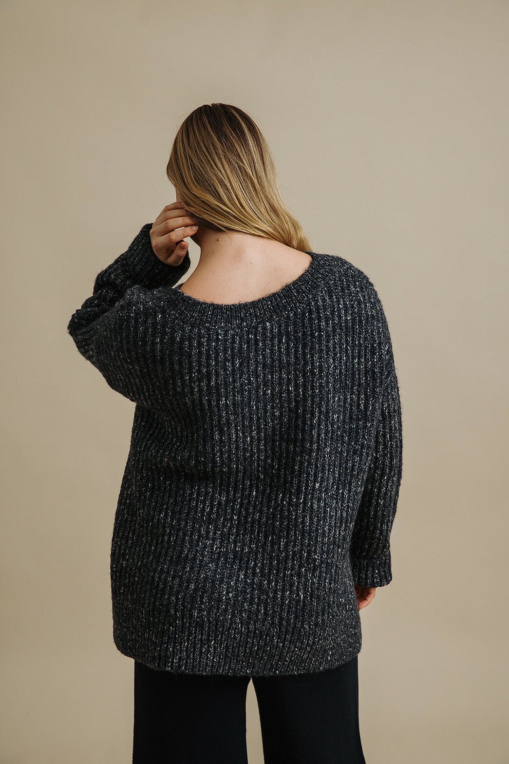 Peace Crew Rib Pullover Midnight