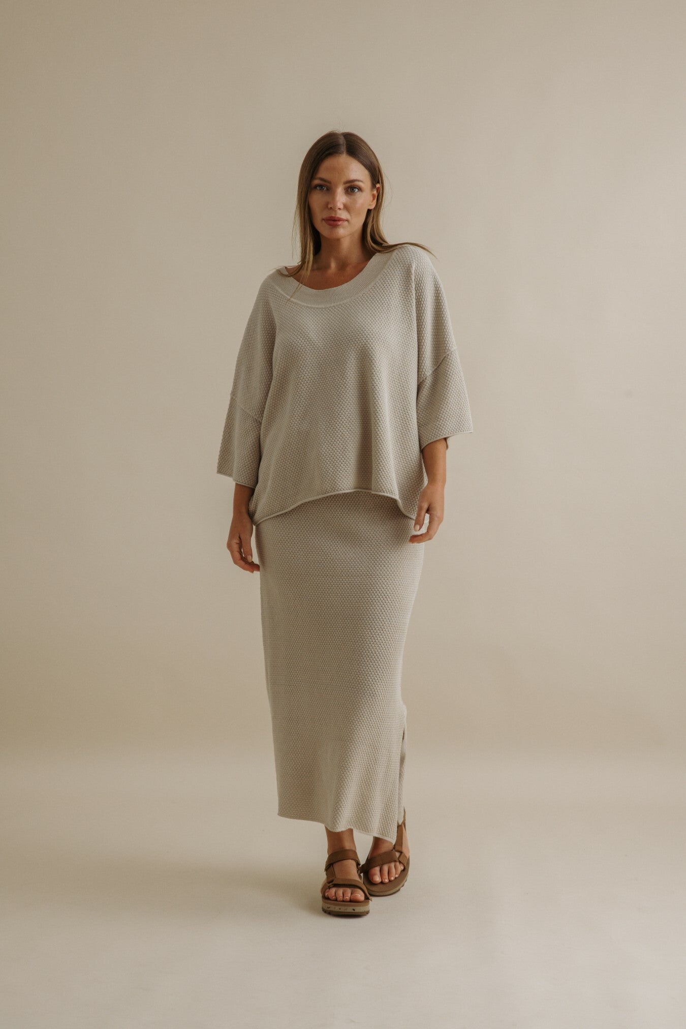 Coral Knitted Tee Pullover Sand Combo