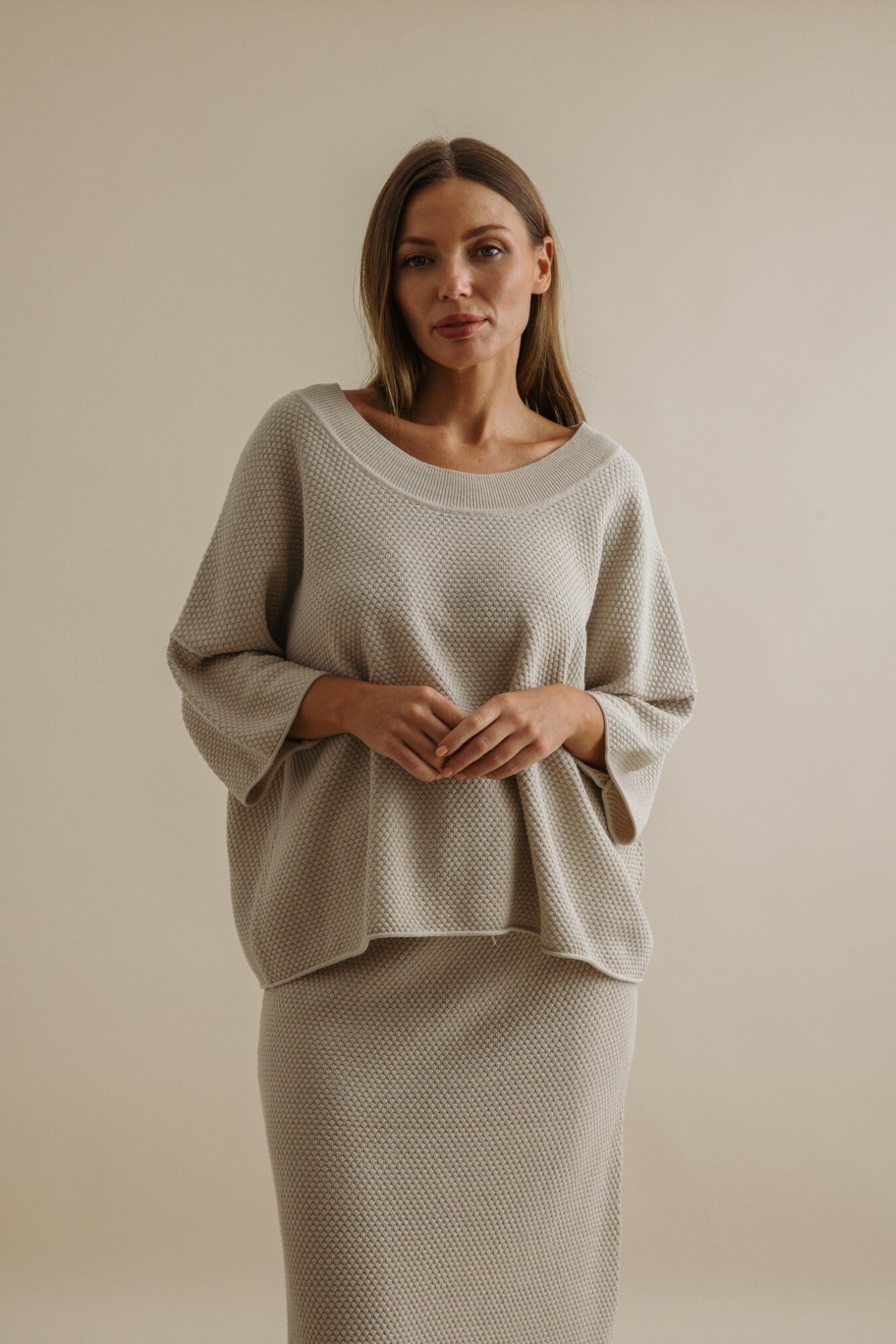 Coral Knitted Tee Pullover Sand Combo