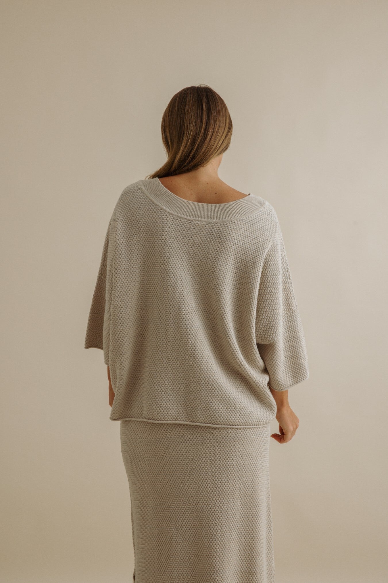 Coral Knitted Tee Pullover Sand Combo