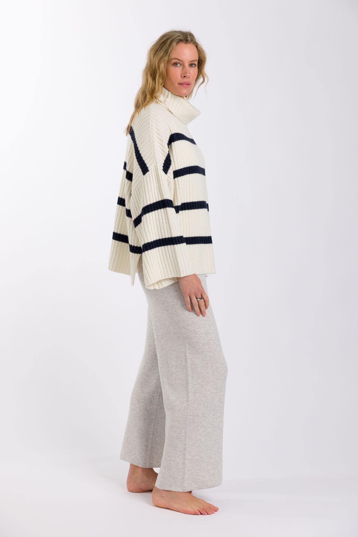 Divine Stripe Rib Pullover