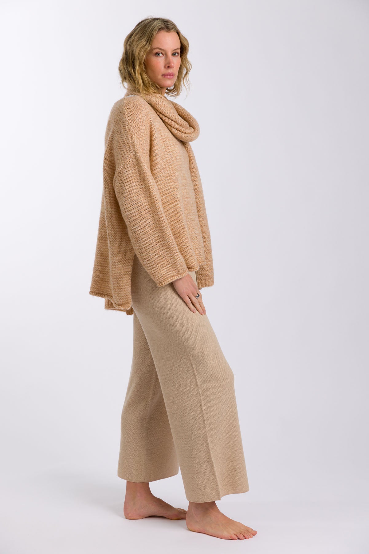 Drift Airy Pullover