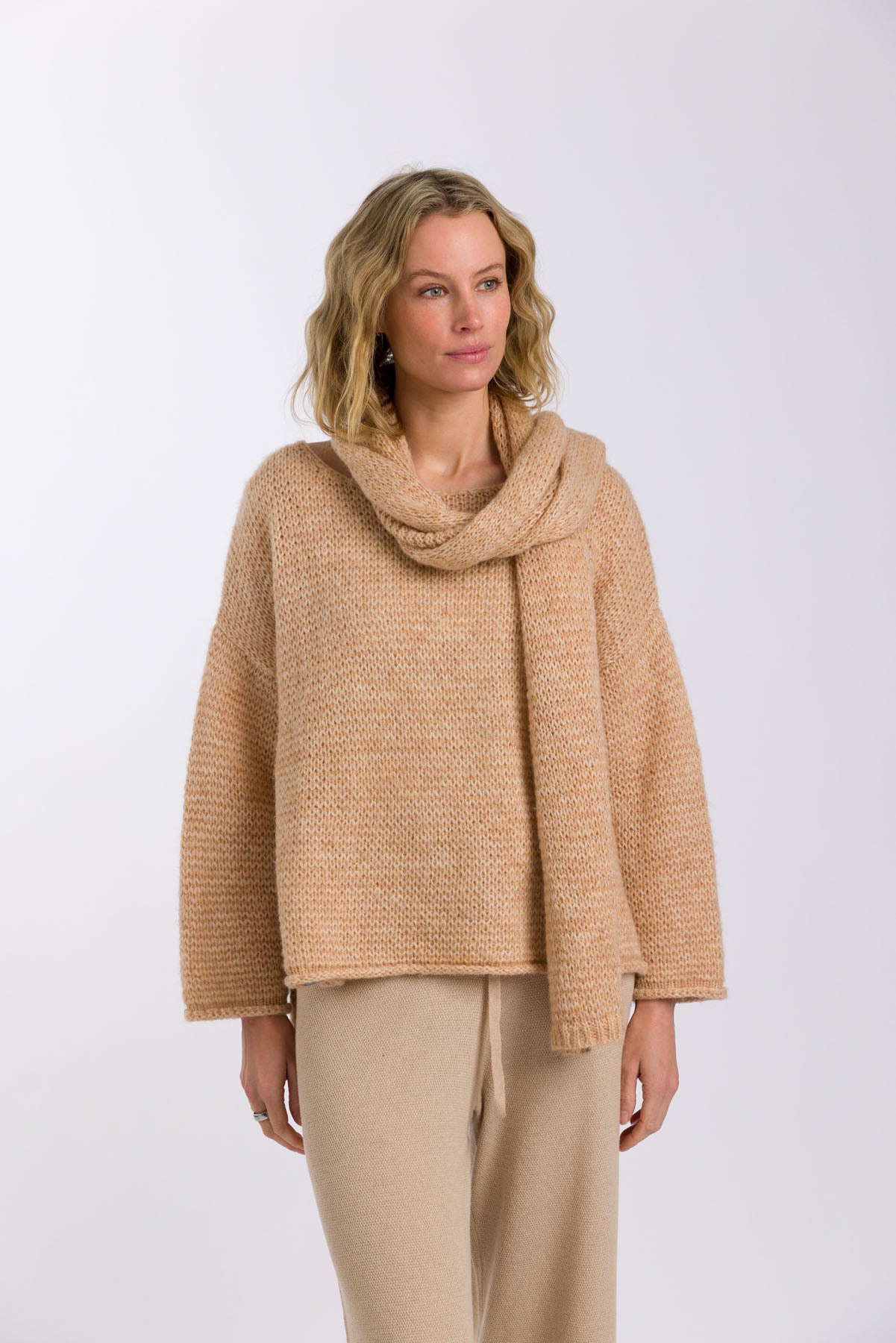 Drift Airy Pullover