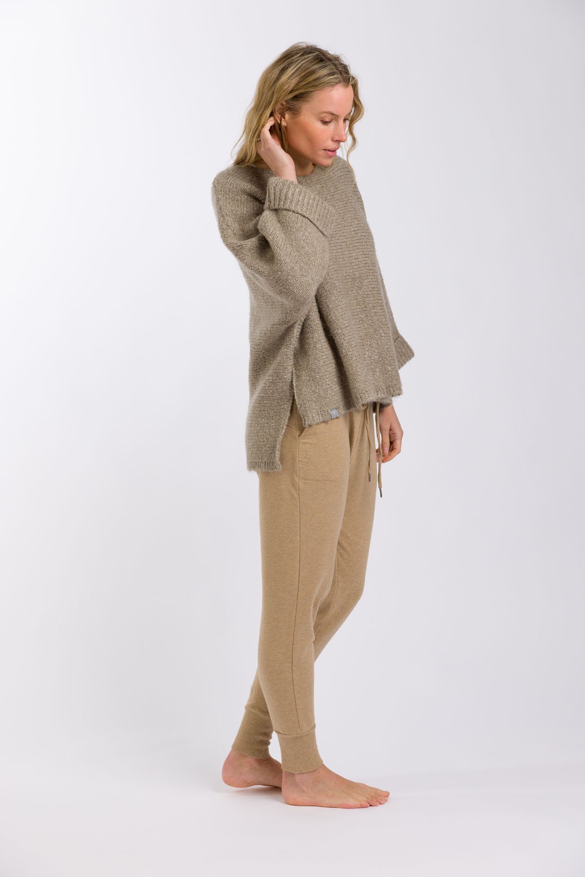 Embrace Pullover