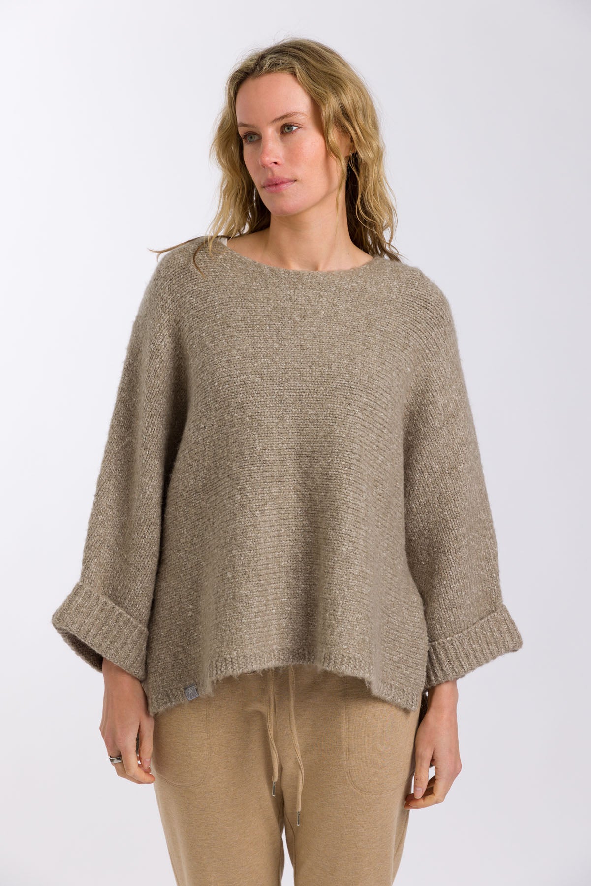 Embrace Pullover