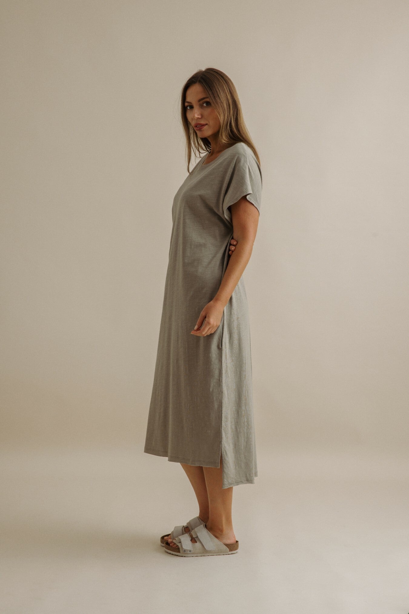 Shoreline T-Dress Khaki