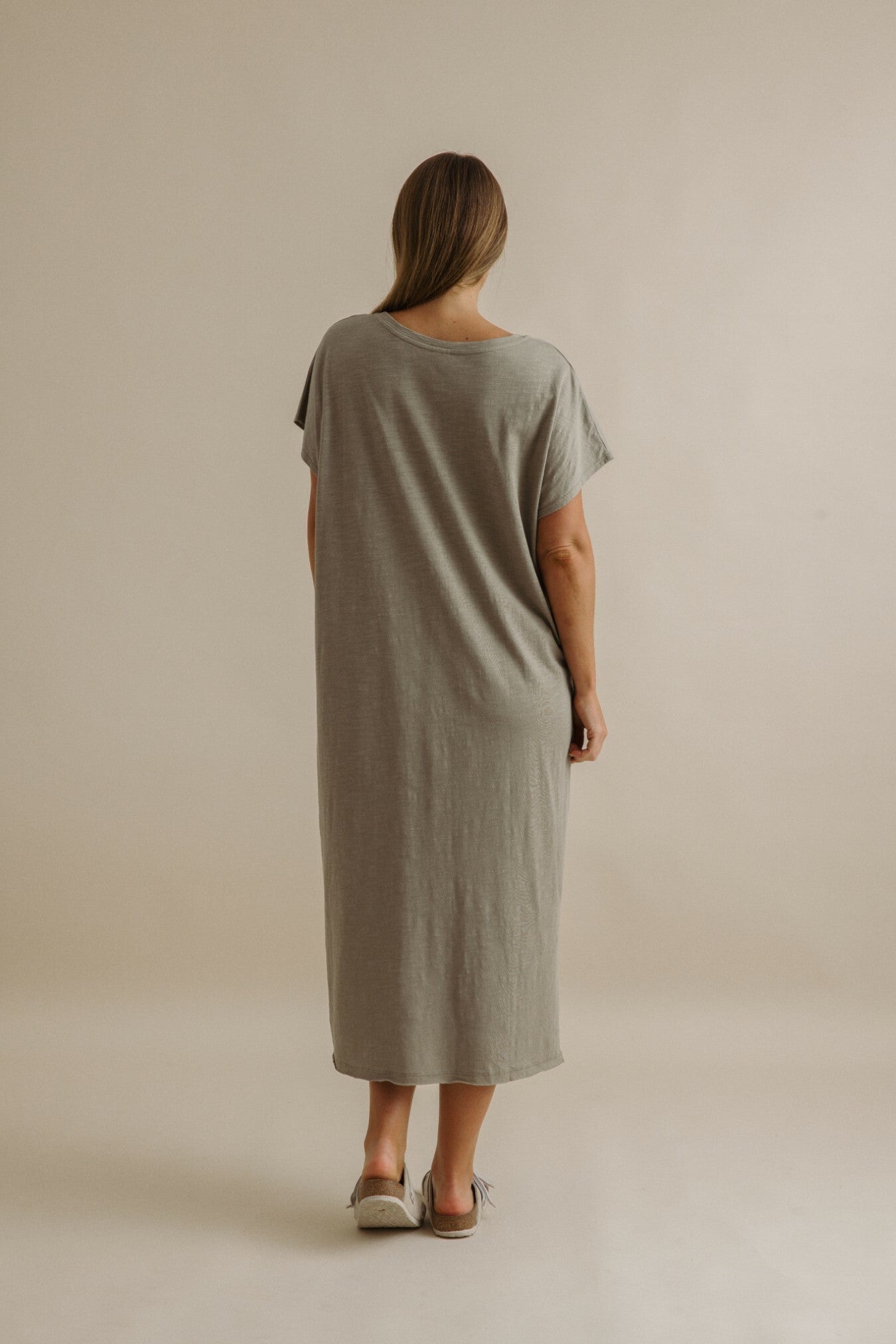 Shoreline T-Dress Khaki