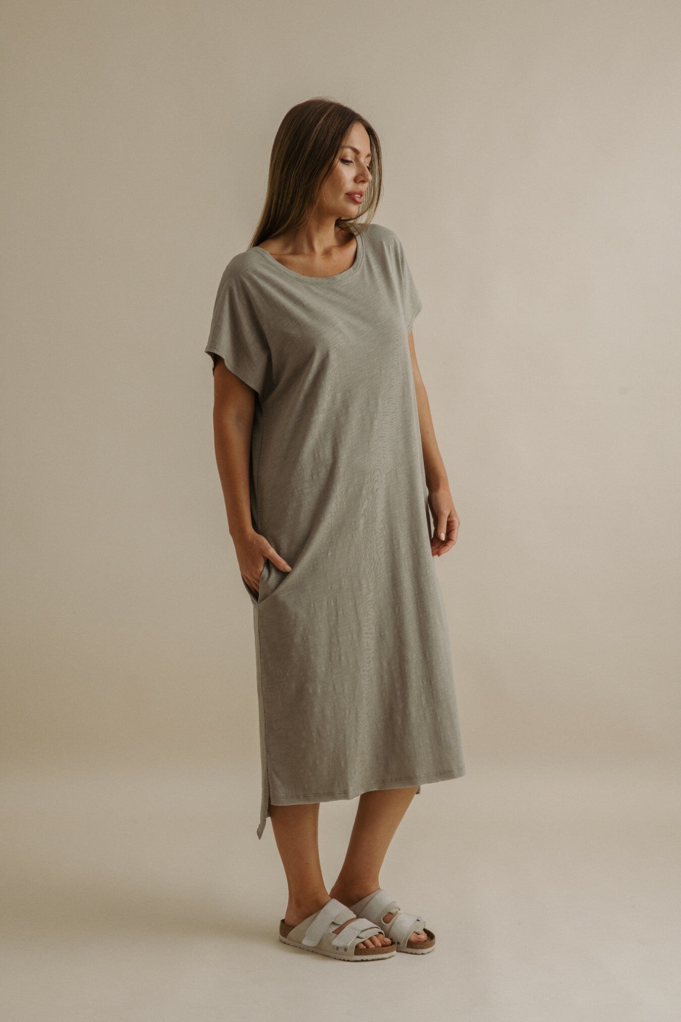 Shoreline T-Dress Khaki