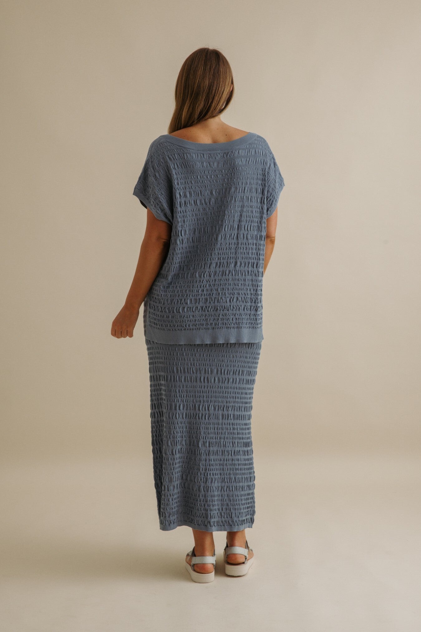 Waves Pleat Pullover Blue Pool