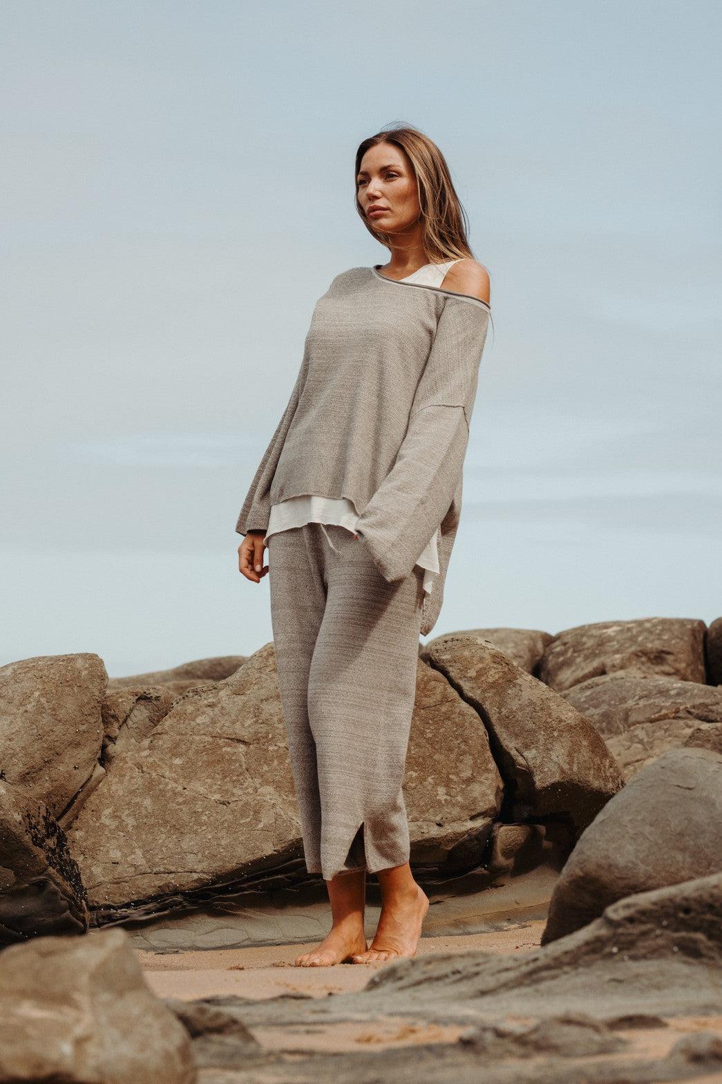 Retreat Cotton Twist Pullover Dusty Olive x White