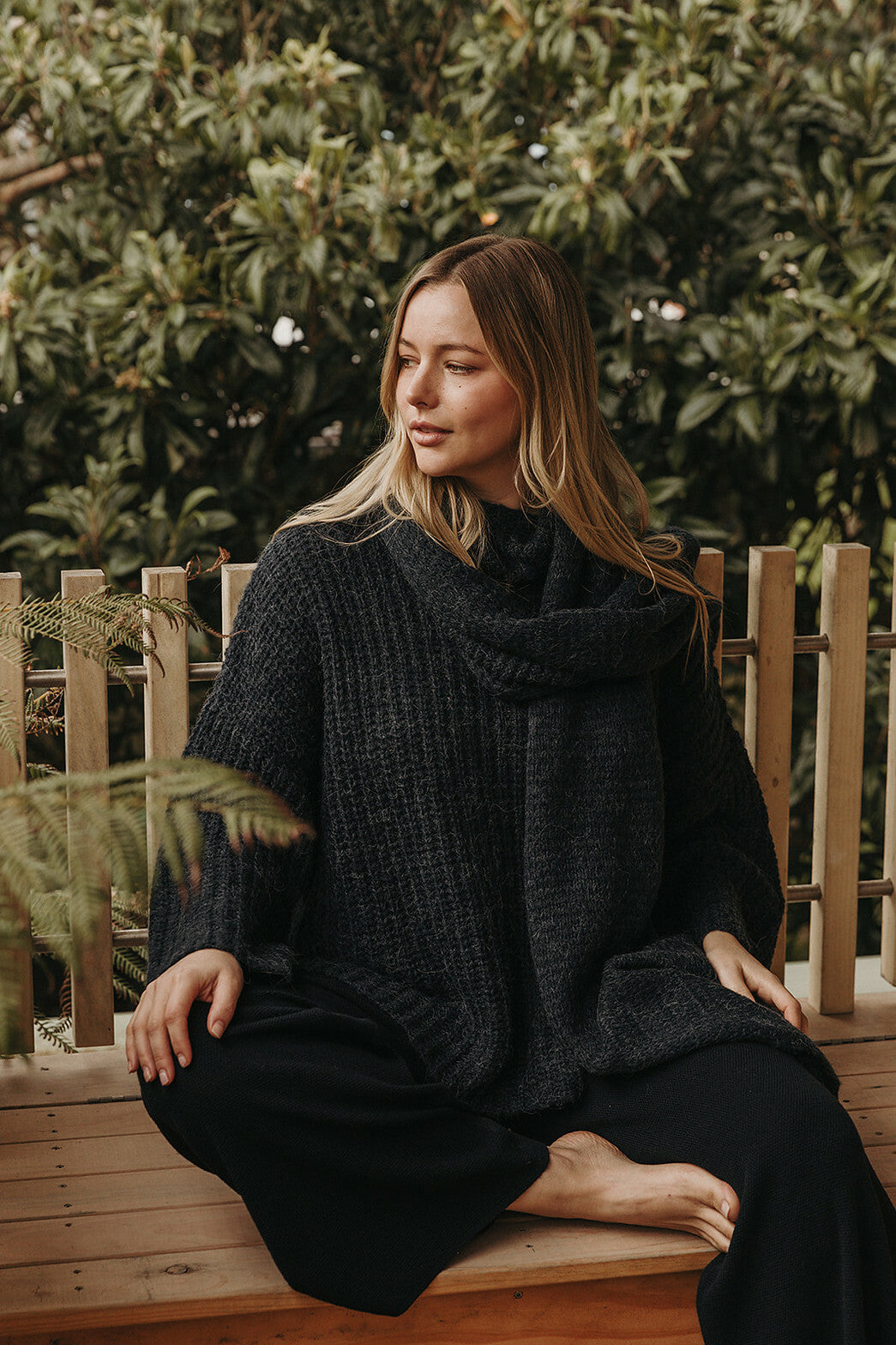 Æther Rollneck Pullover Ink