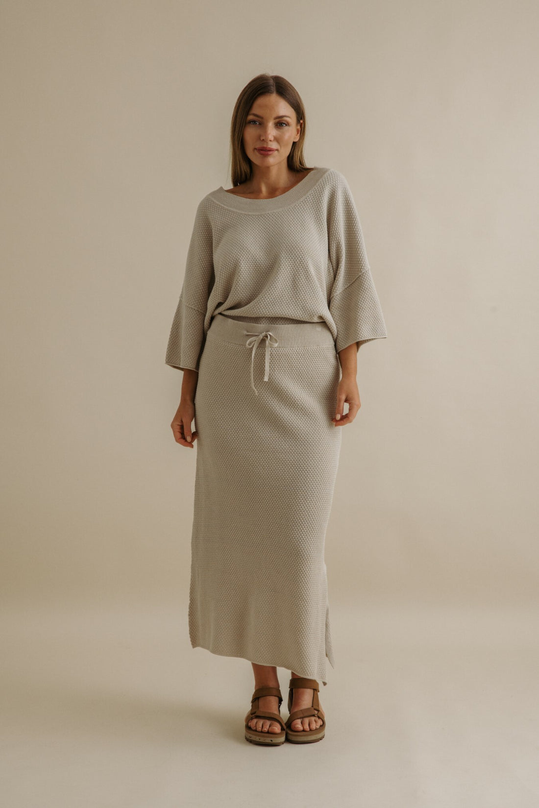 Coral Knitted Skirt Sand Combo