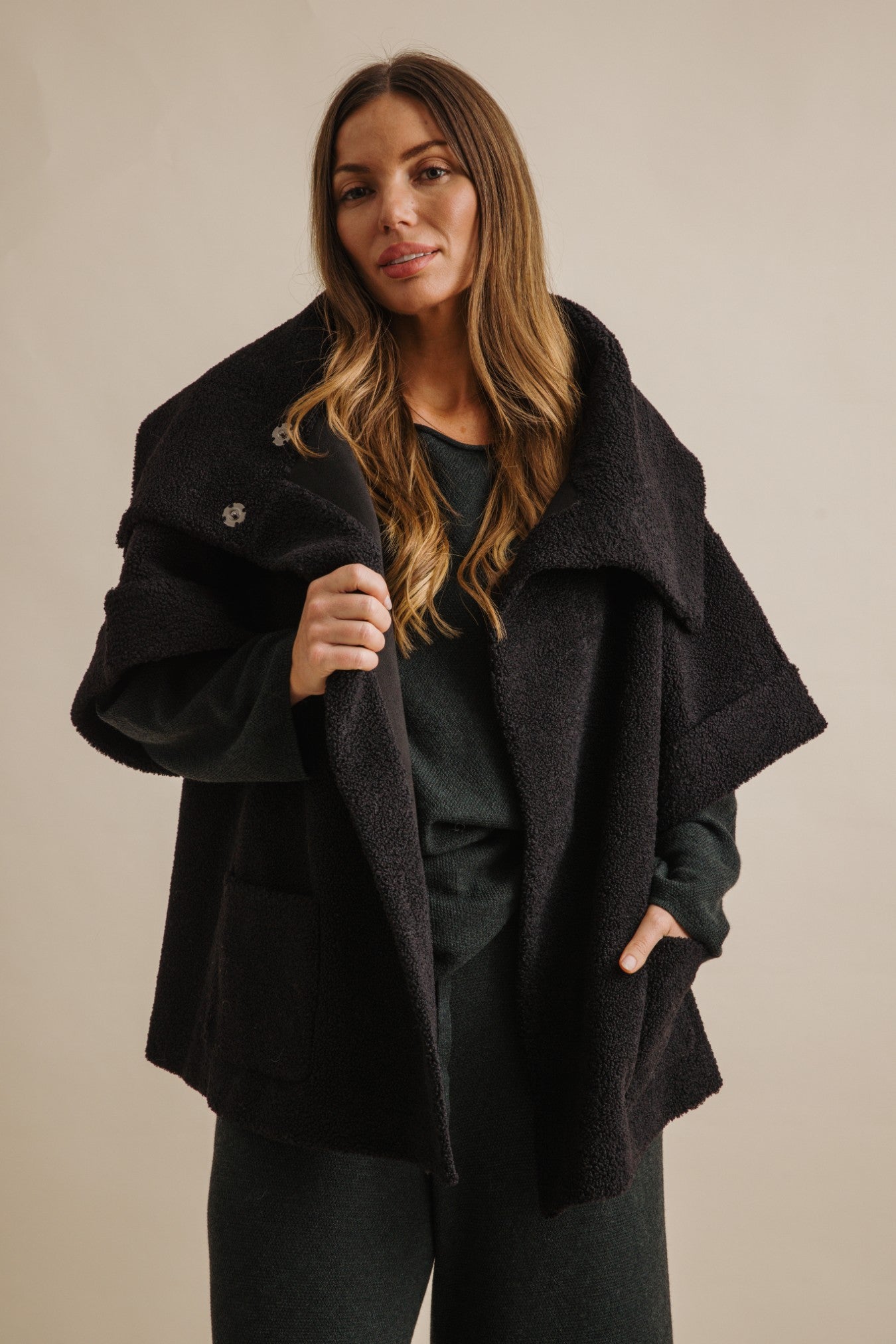 Sherpa Cuddle Coat Onyx