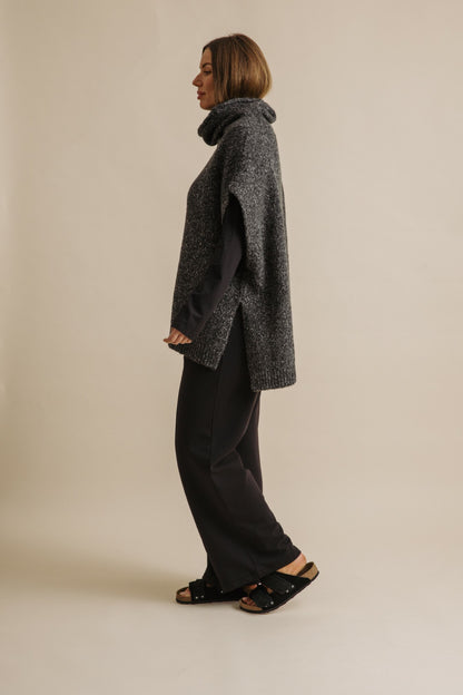 Dreams Funnel Neck Tabard Noir