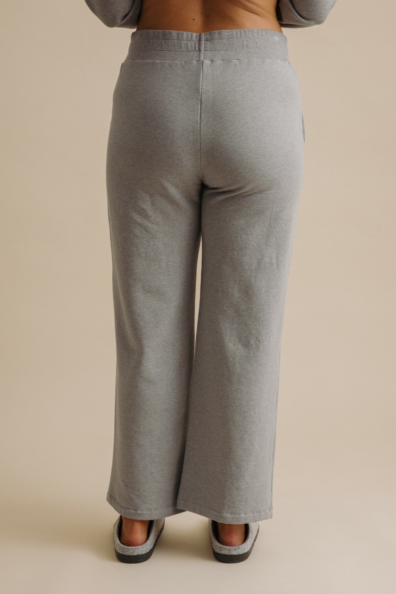 Heavenly Fleece Pull On Pant Smoke