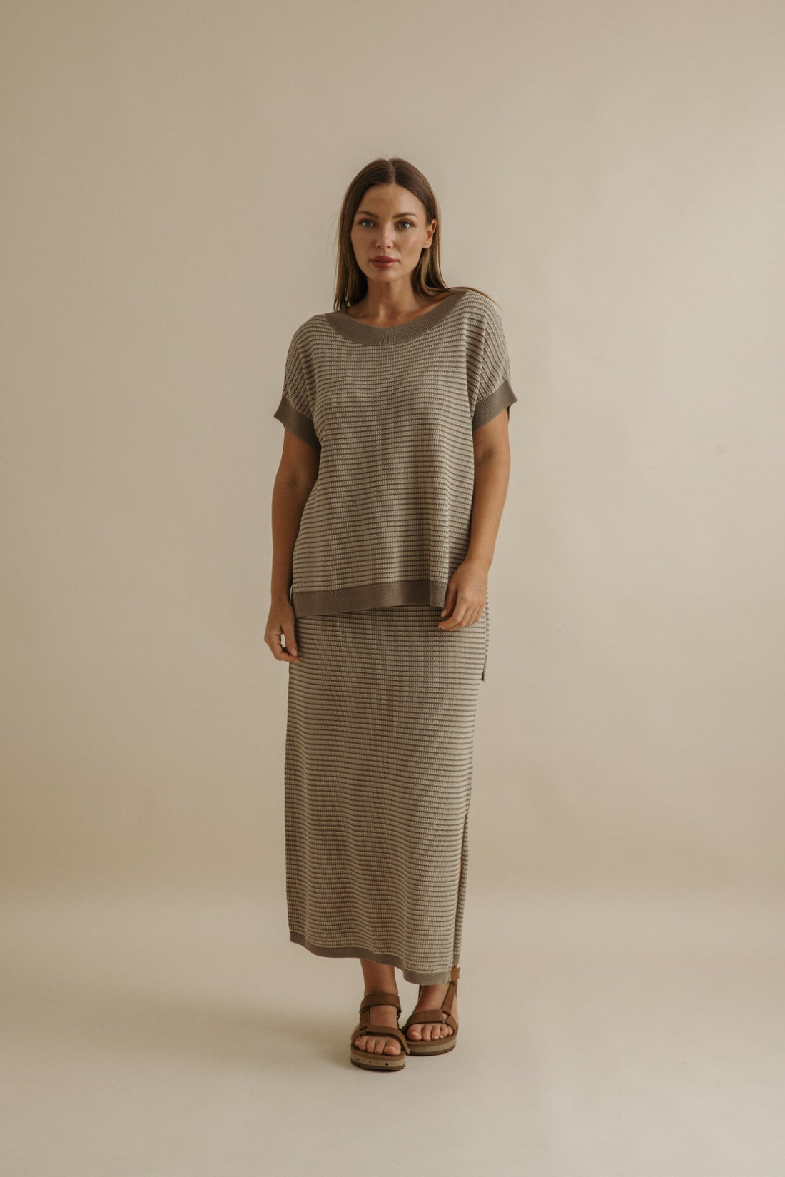 Lattice Knitted Skirt Khaki x Gold