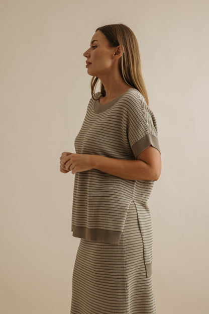Lattice Shortsleeve Pullover Khaki x Gold