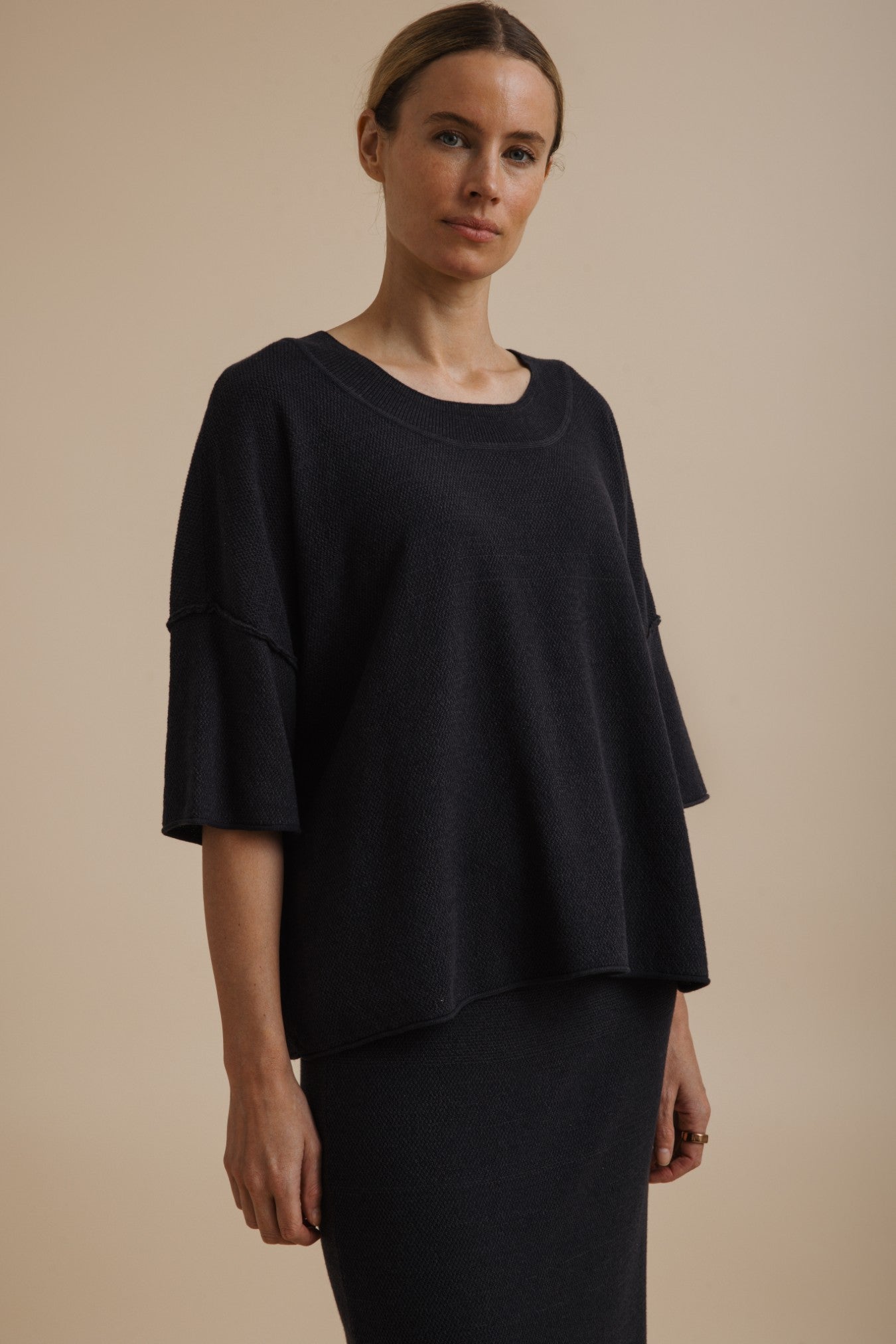 Retreat Cotton Twist Tee Pullover Black Sand x Deep Ocean