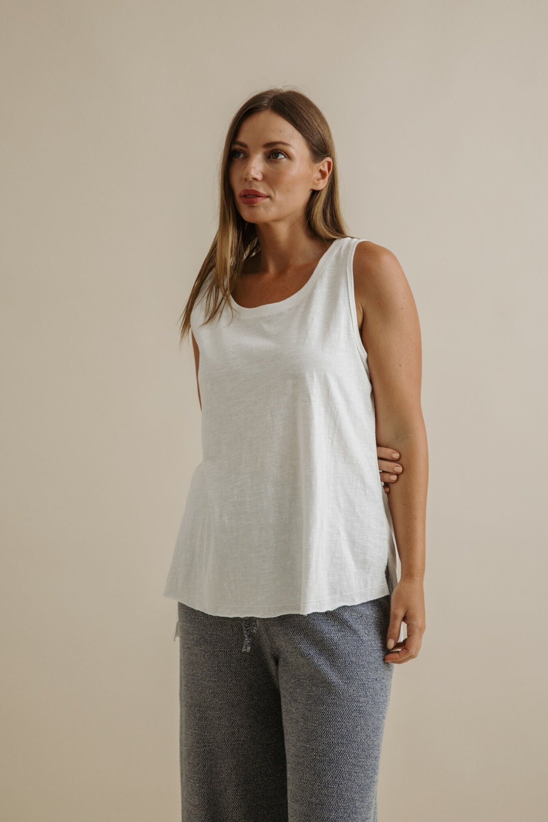 Shoreline High Low Singlet 2.0 White