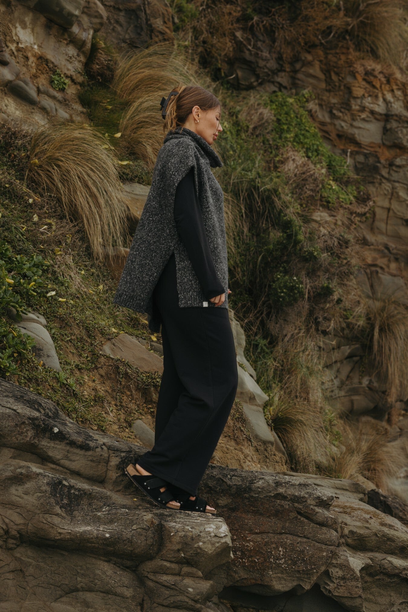 Dreams Funnel Neck Tabard Noir