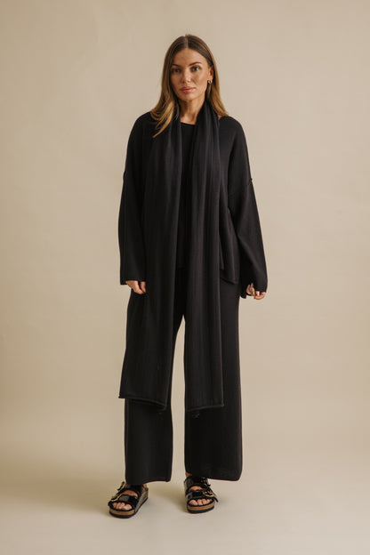 Winter Retreat Merino Cotton Wrap Noir