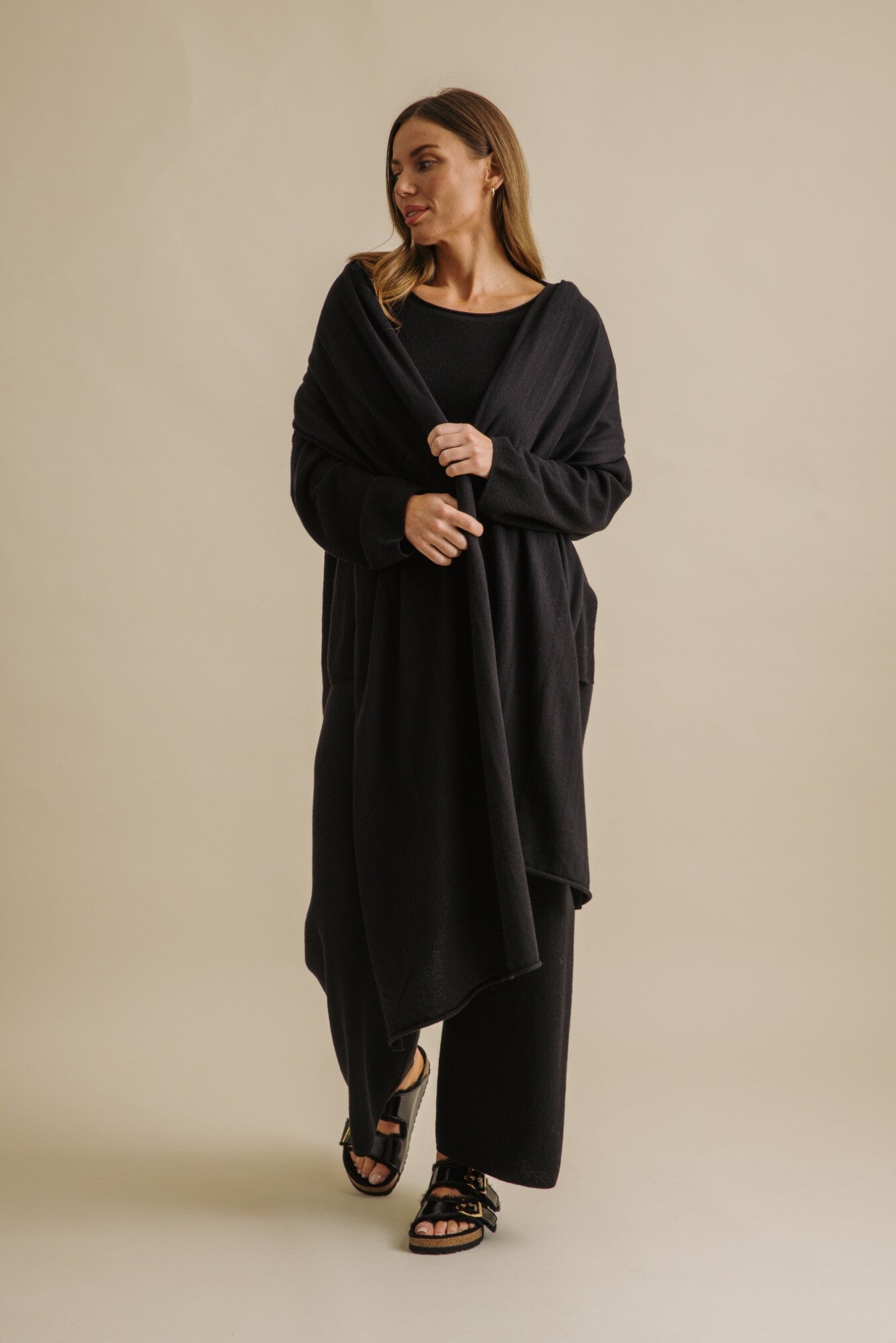 Winter Retreat Merino Cotton Wrap Noir